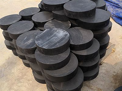 金牛区板式橡胶支座由若干层橡胶片与薄钢板经加压硫化